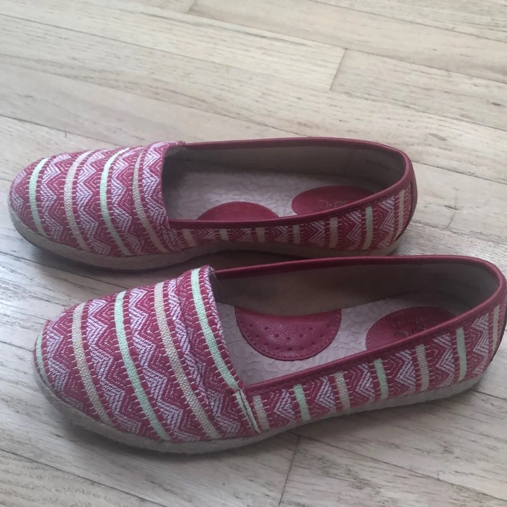 BOC Frankie espadrille shoes size 6.5 canvas flat loafer slip on bohemian